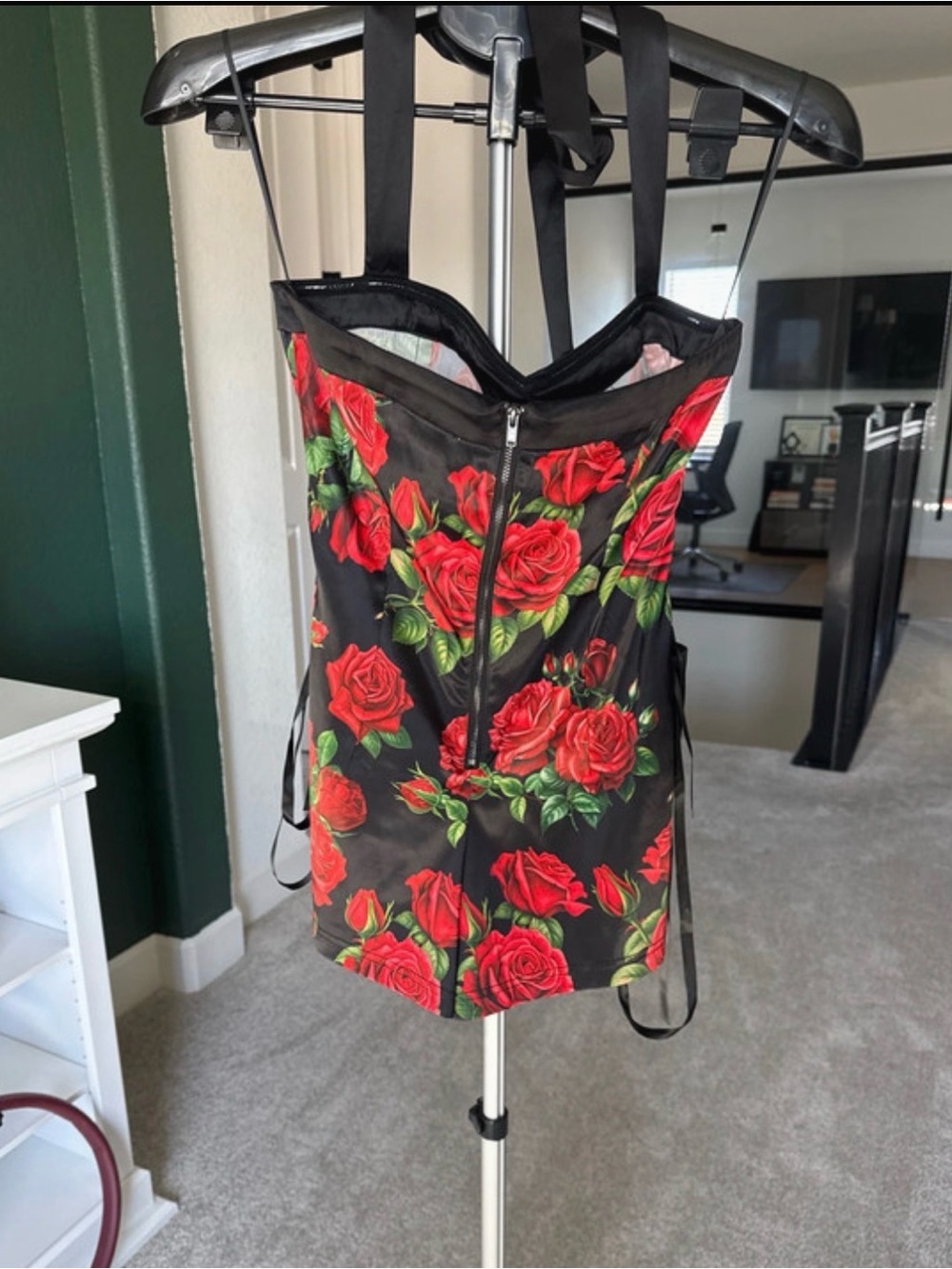 Sugar thrills rose Italian romper - Picture 4 of 4